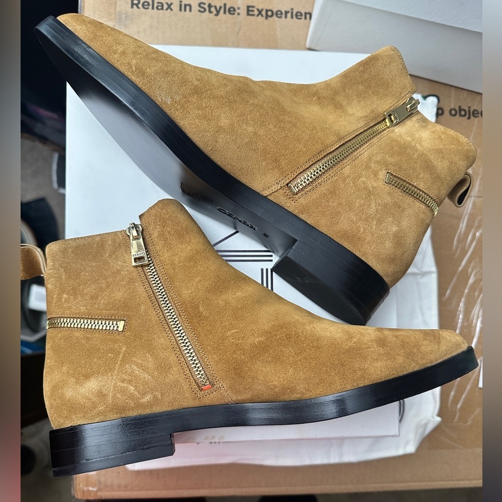 Kenzo Flat Tan‎ Suede Ankle Boots with Zippers 41
